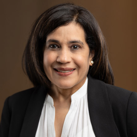 Ileana Céspedes - Associate